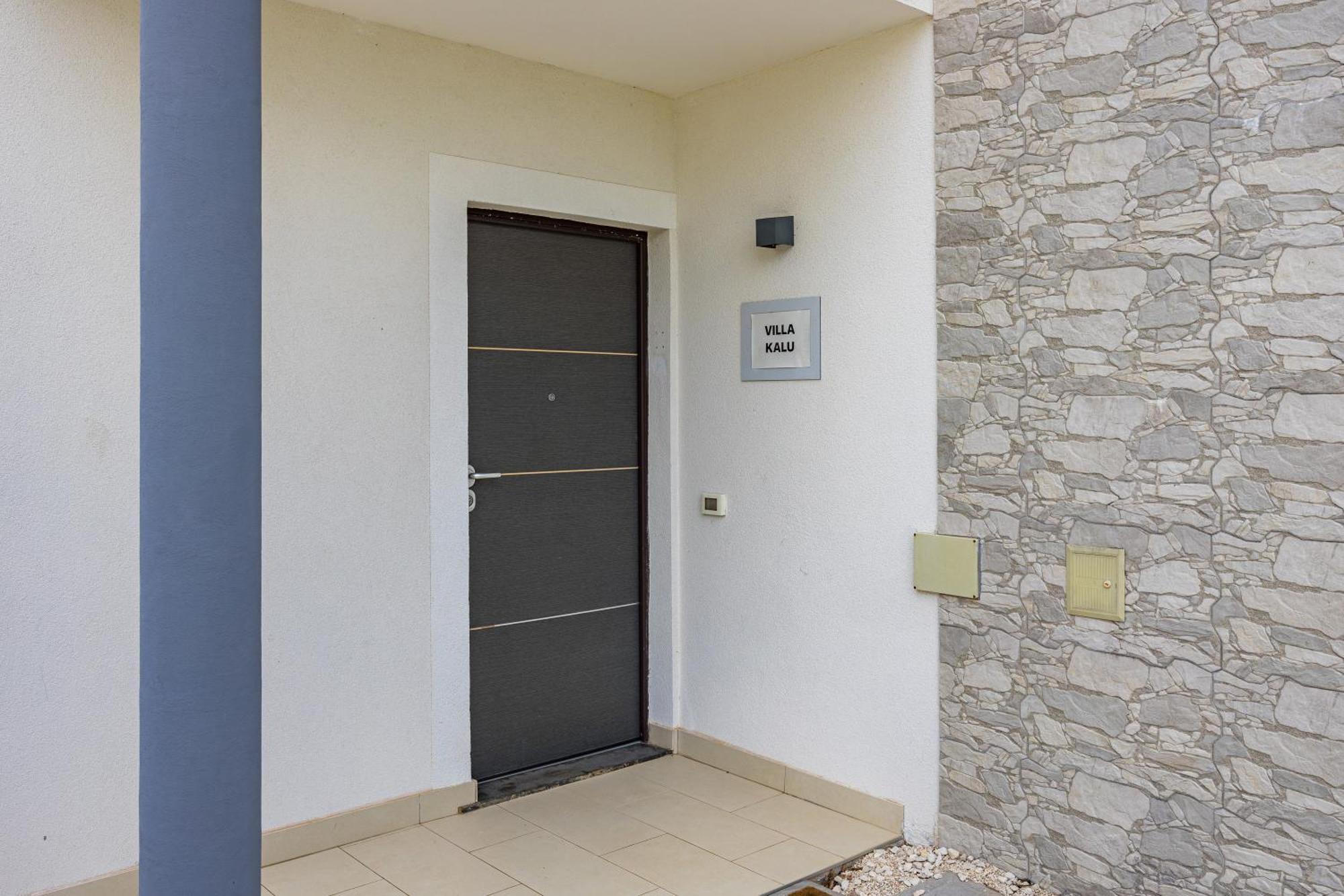 Villa Kalu 1 Krnica Kültér fotó